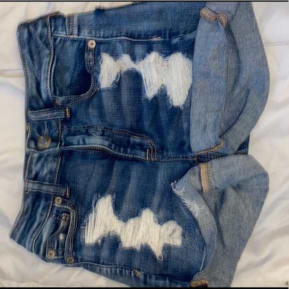 AMERICAN EAGLE JEAN SHORTS - Picture 2 of 2